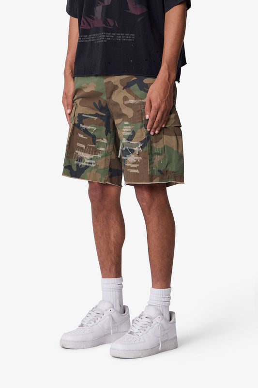 DISTRESSED CARGO SHORTS