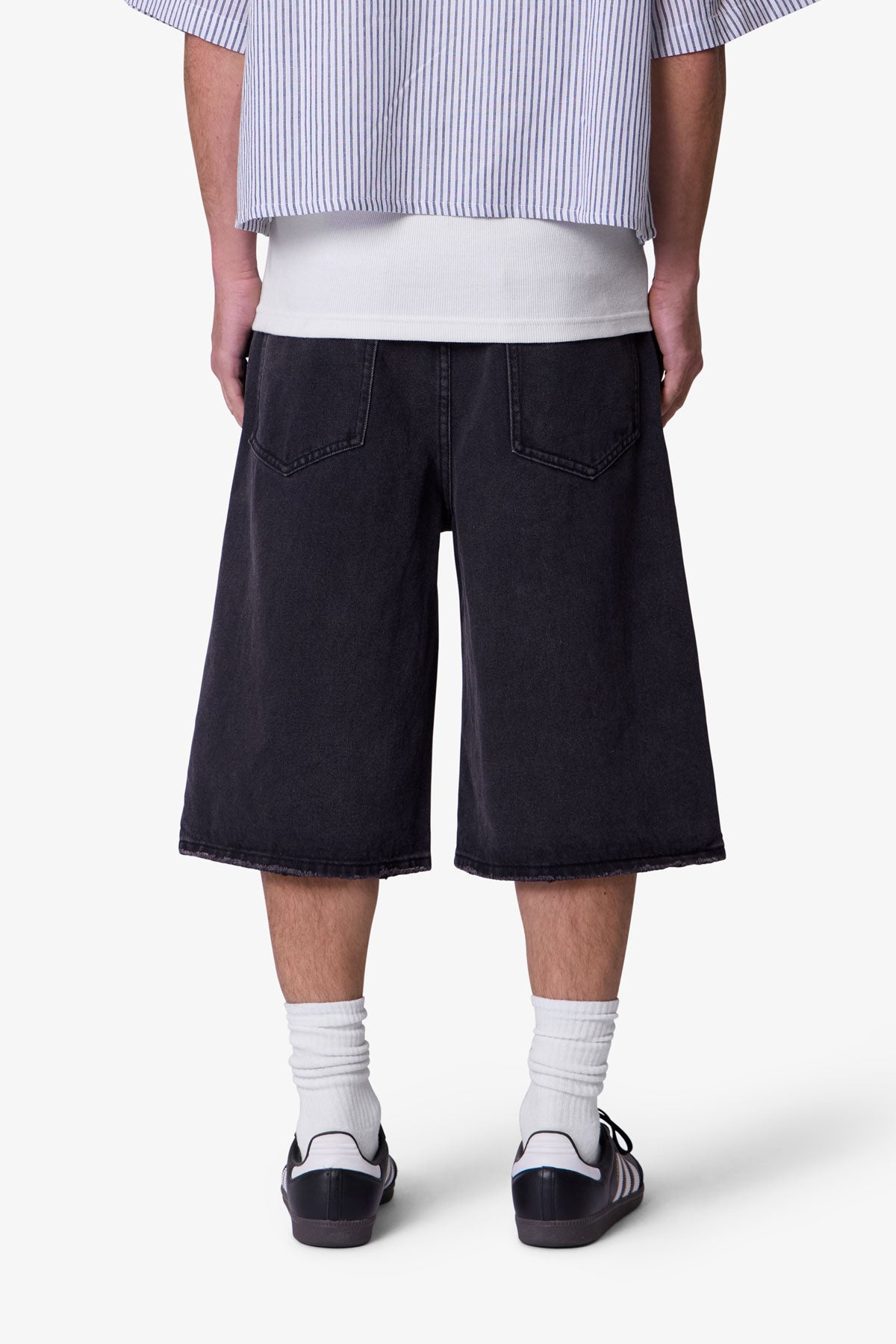 ULTRA BAGGY DENIM SHORTS