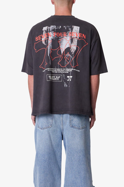 747 PRINTED TEE