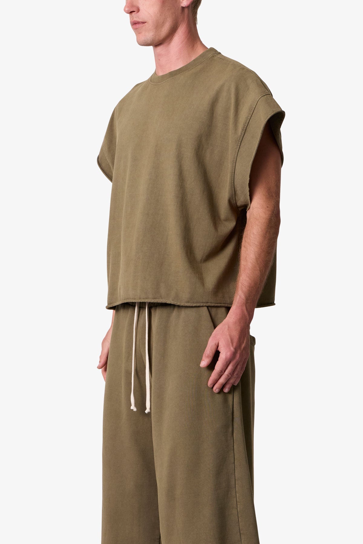 CUT OFF TEE