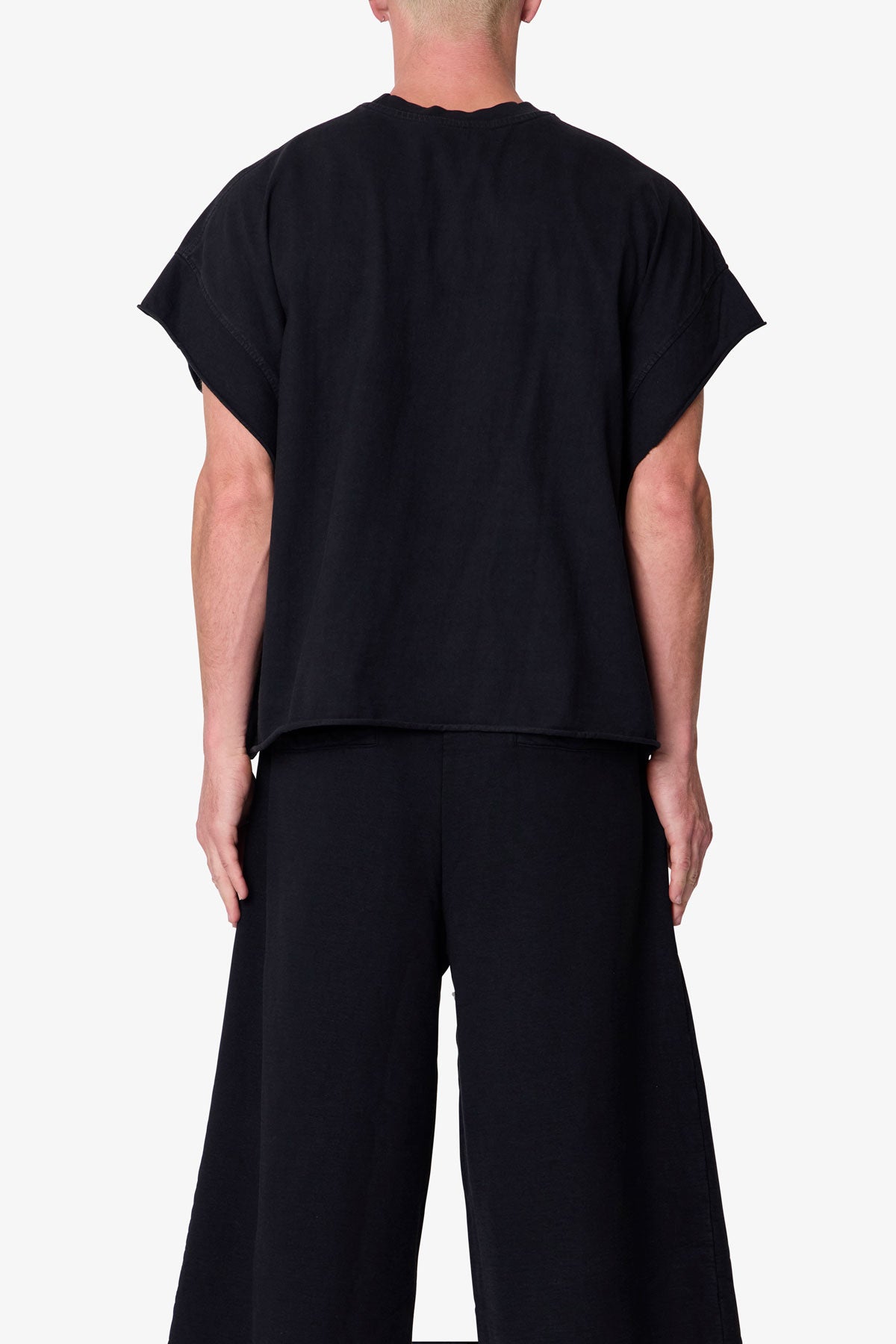 CUT OFF TEE