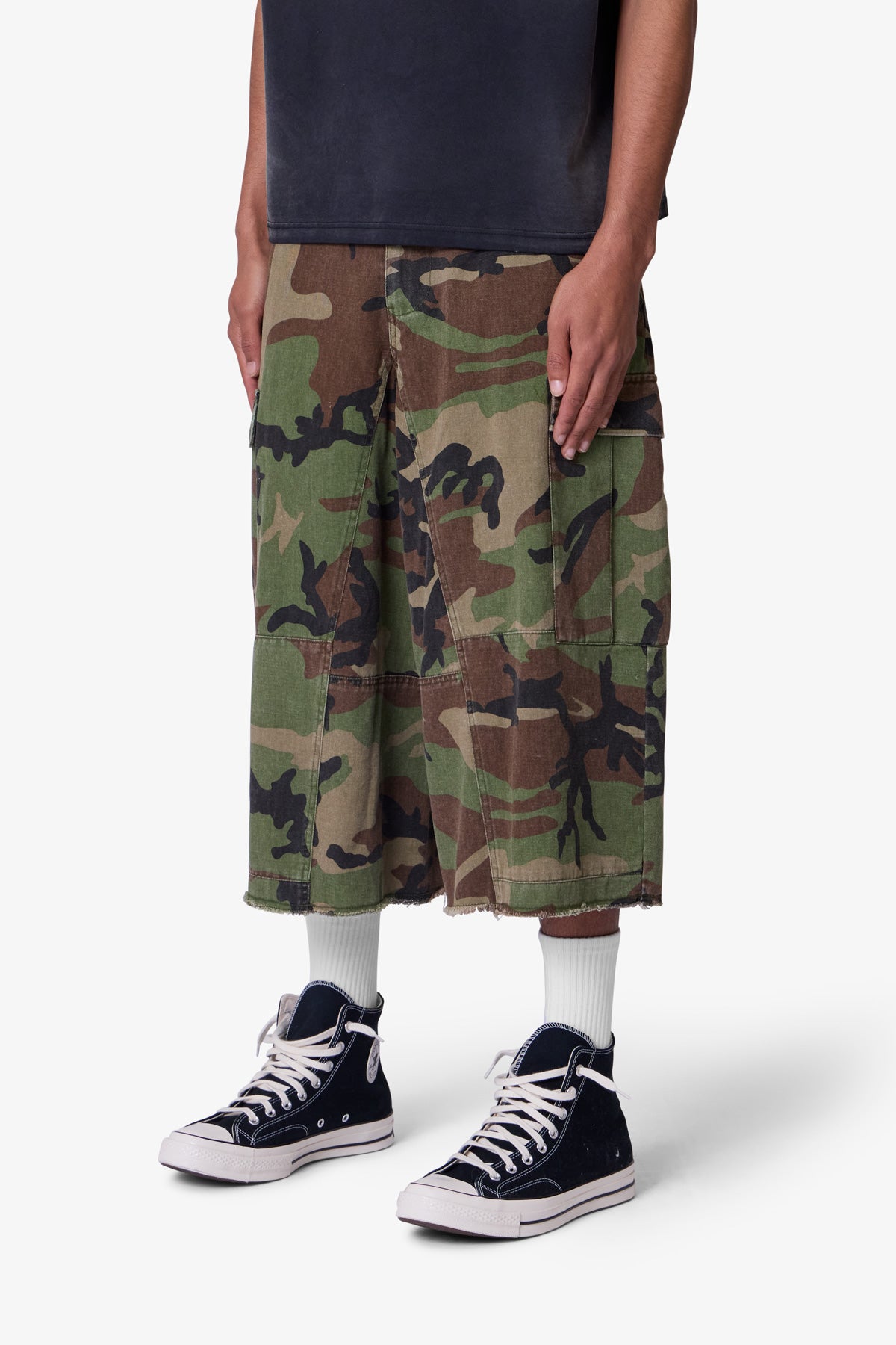EXTRA LONG CARGO SHORTS