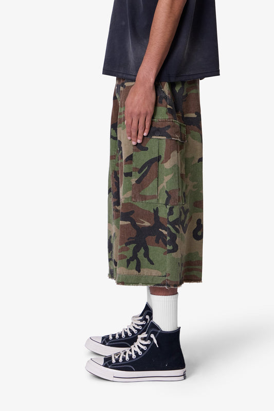EXTRA LONG CARGO SHORTS