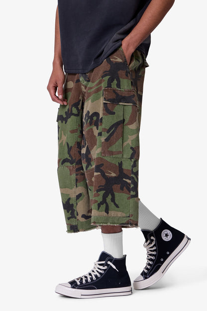 EXTRA LONG CARGO SHORTS