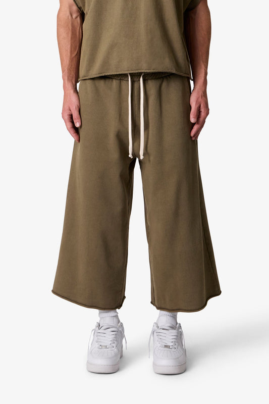 EXTRA LONG SWEATSHORTS