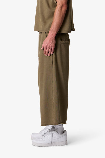 EXTRA LONG SWEATSHORTS