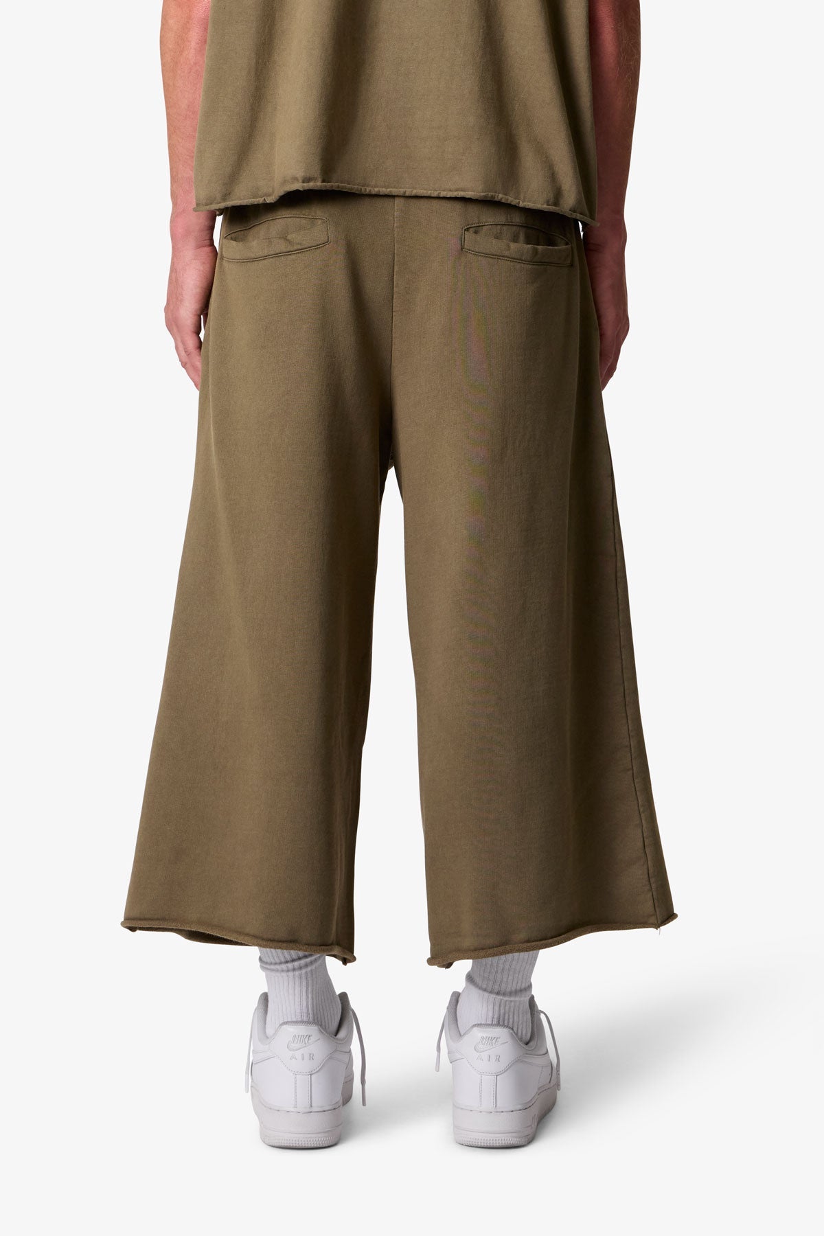 EXTRA LONG SWEATSHORTS