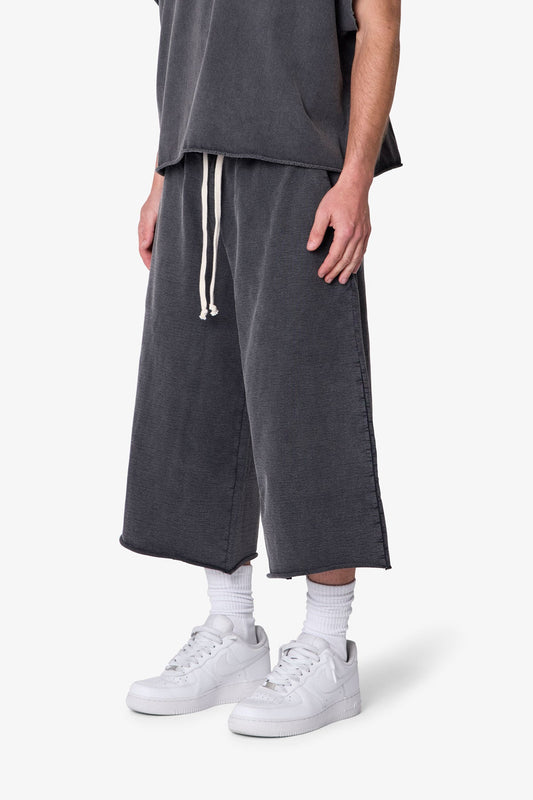EXTRA LONG SWEATSHORTS
