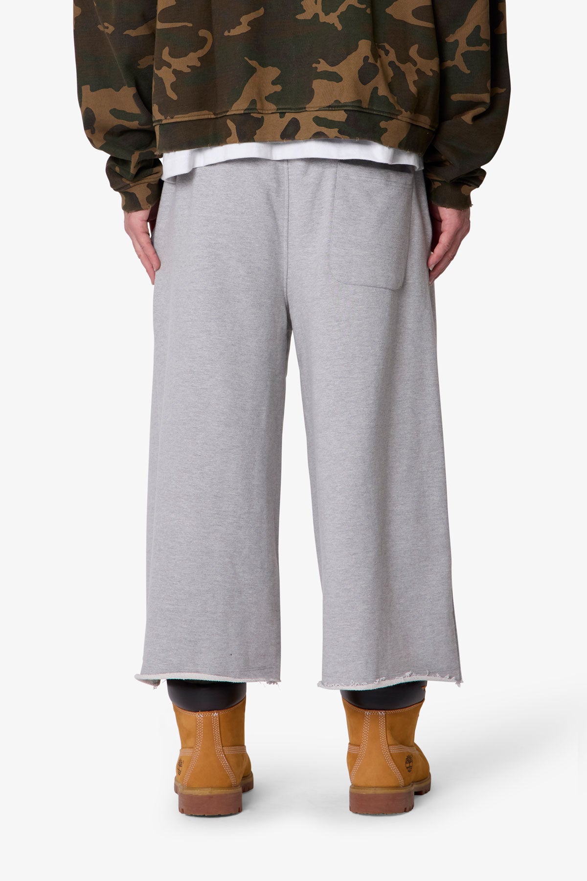 EXTRA LONG TERRY SWEATSHORTS