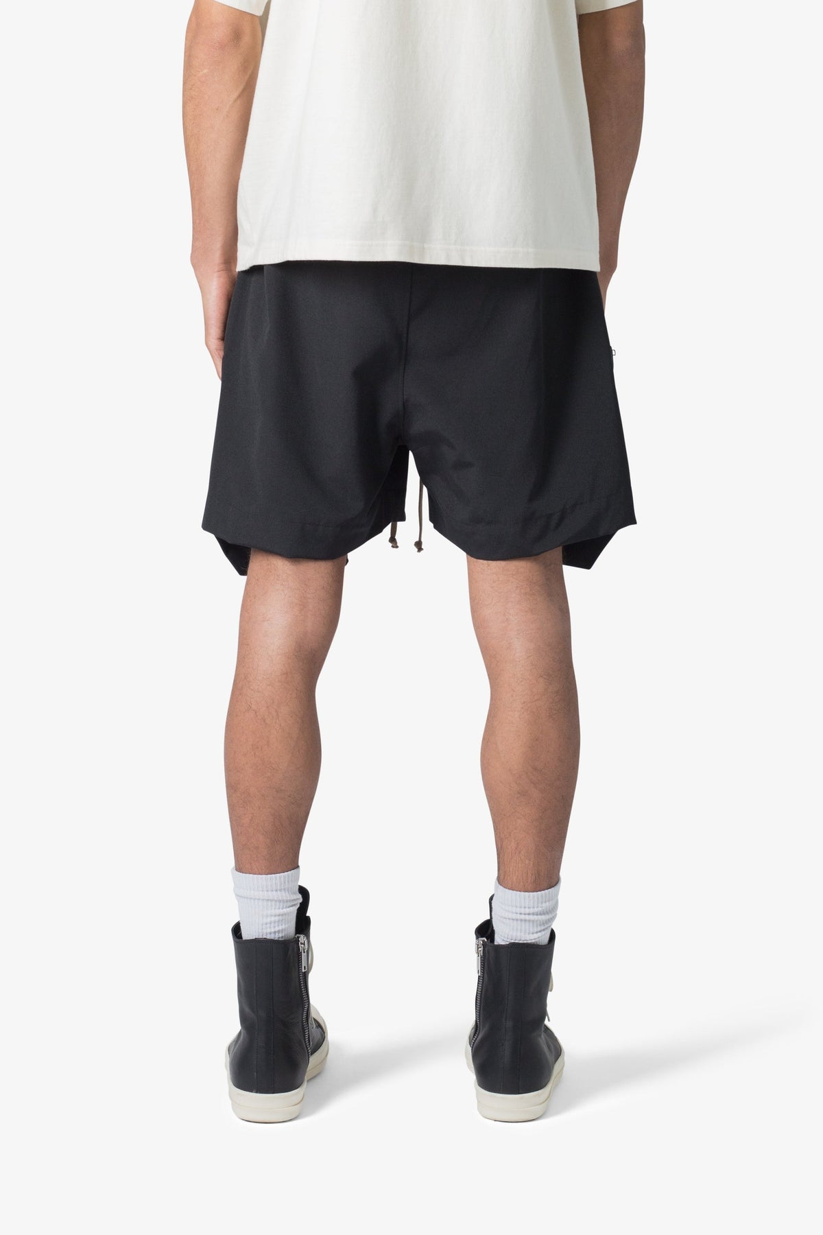 FRONT POCKET GEO SHORTS