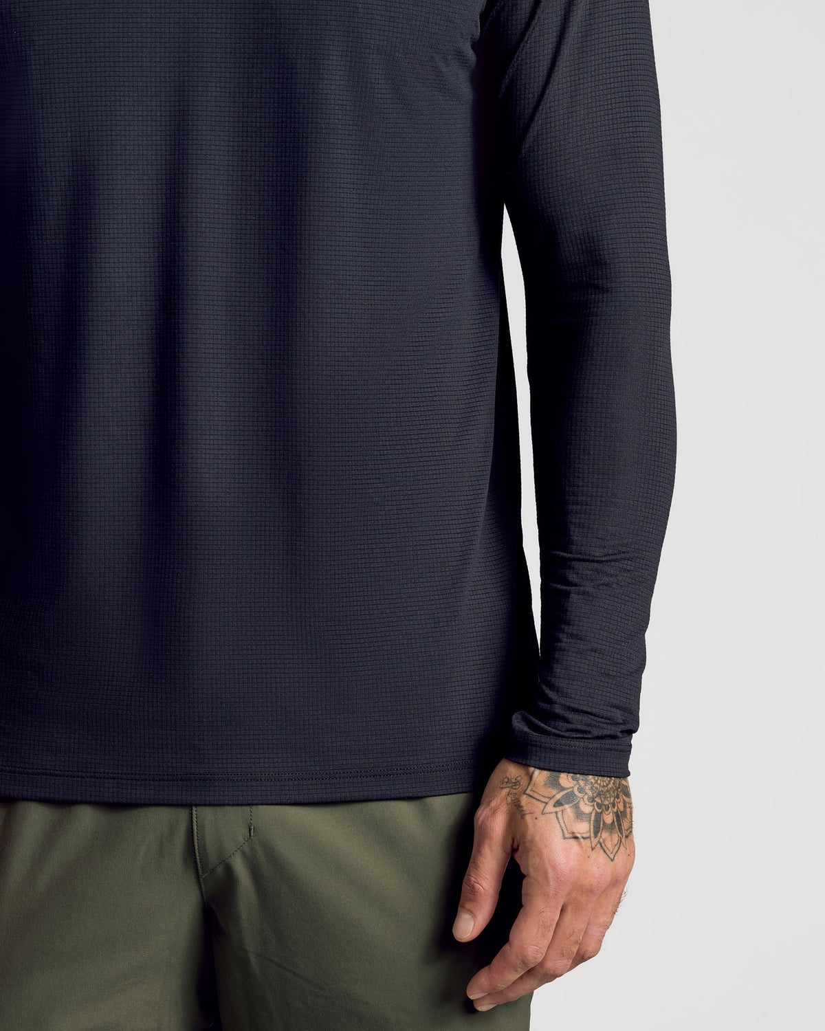 Active Mesh Long Sleeve Crew Neck