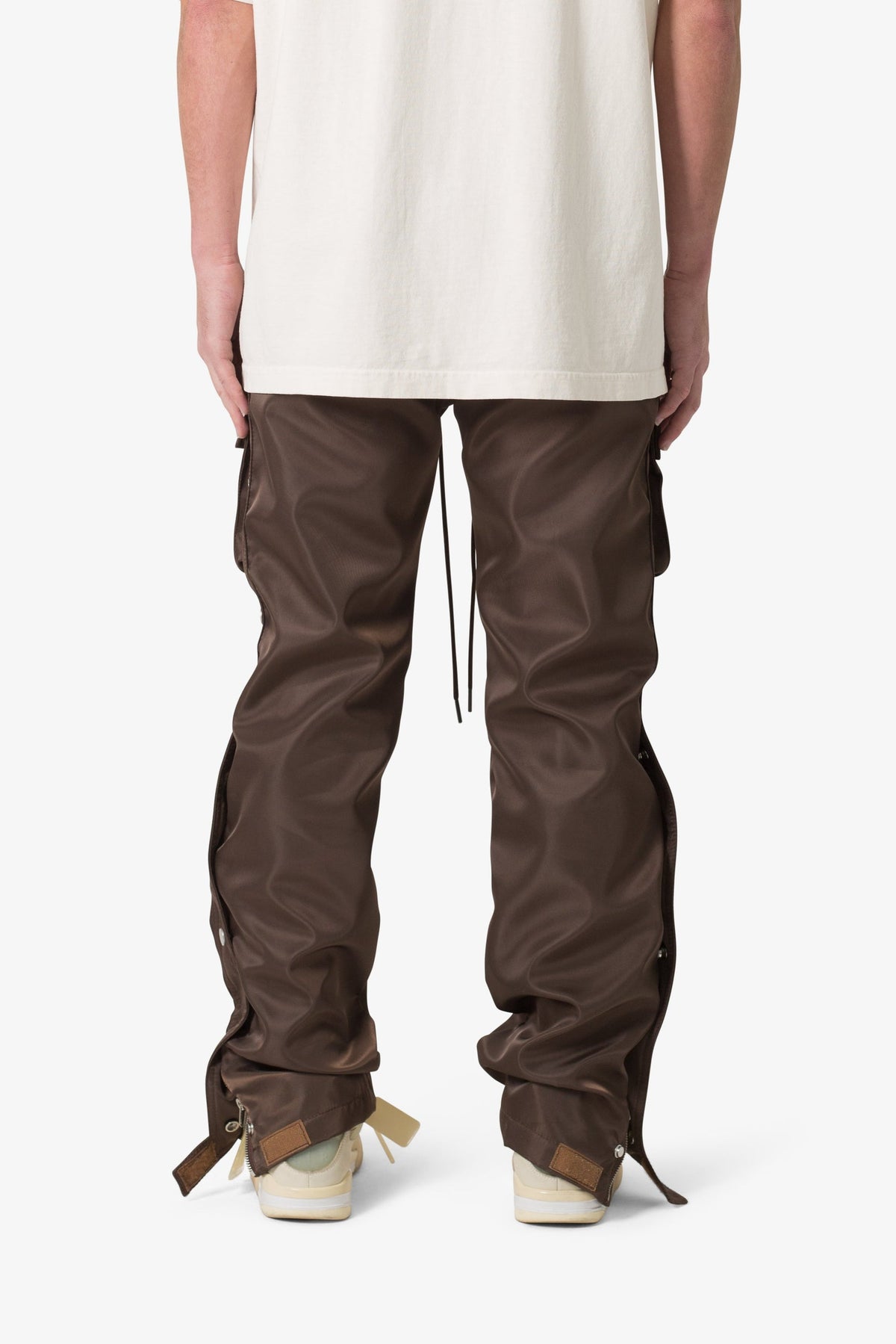 SNAP FRONT CARGO PANTS 01