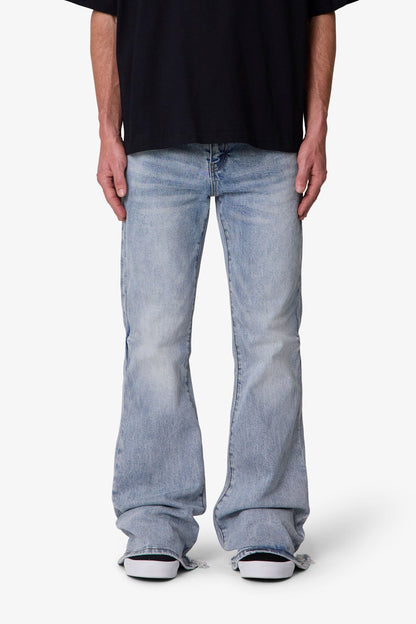 SUPER FLARE DENIM