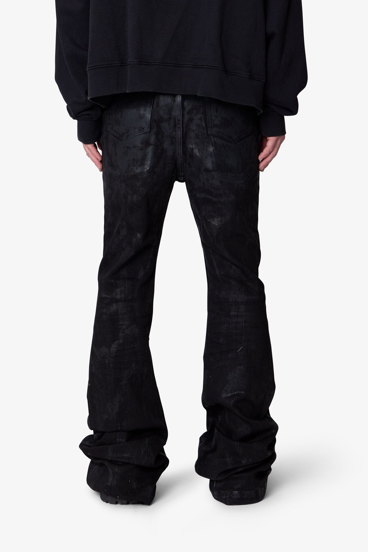 SUPER STACKED DENIM
