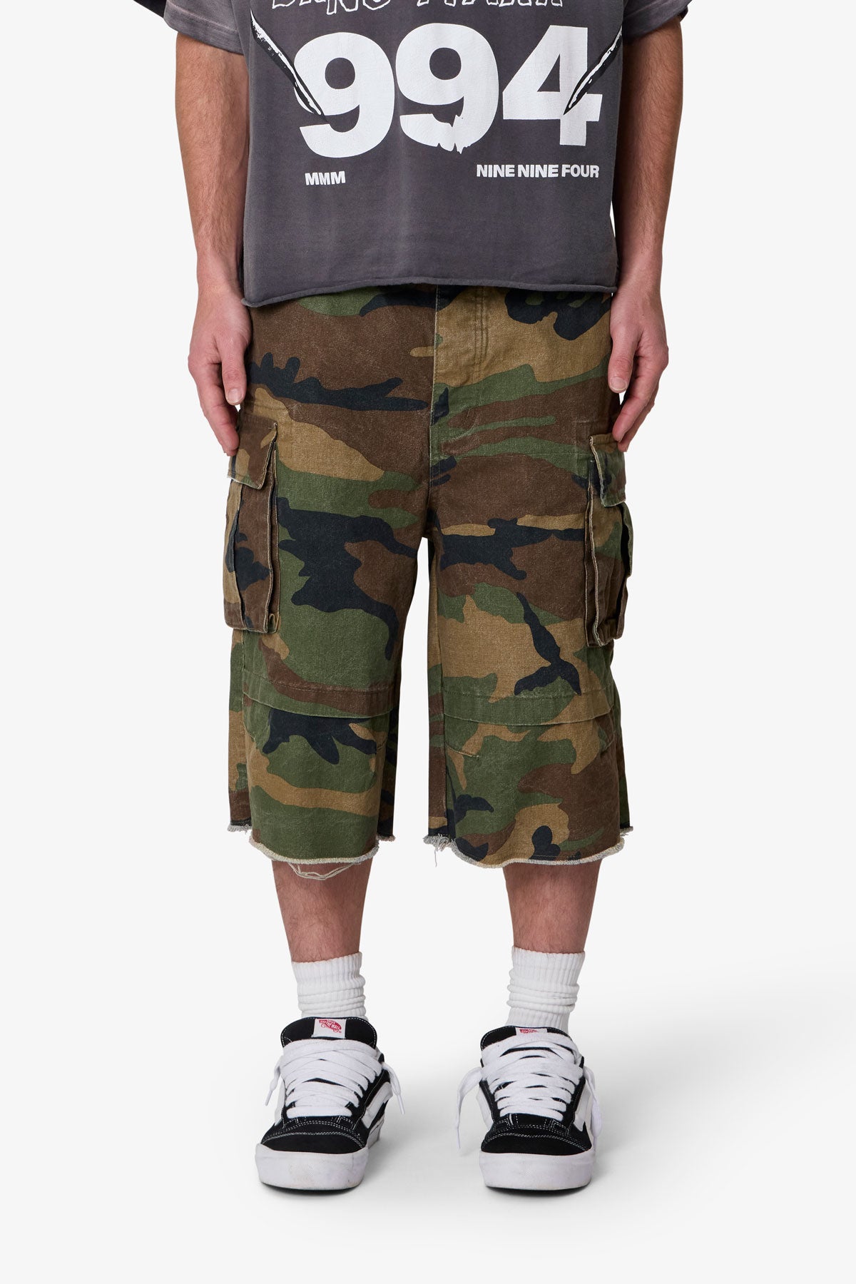ULTRA BAGGY CARGO SHORTS