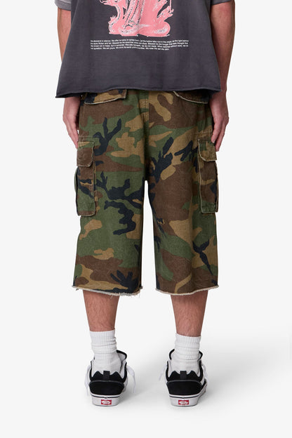ULTRA BAGGY CARGO SHORTS