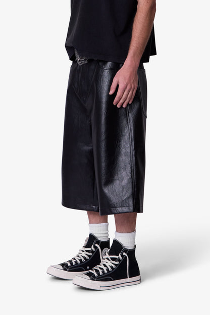 FRONT POCKET GEO SHORTS